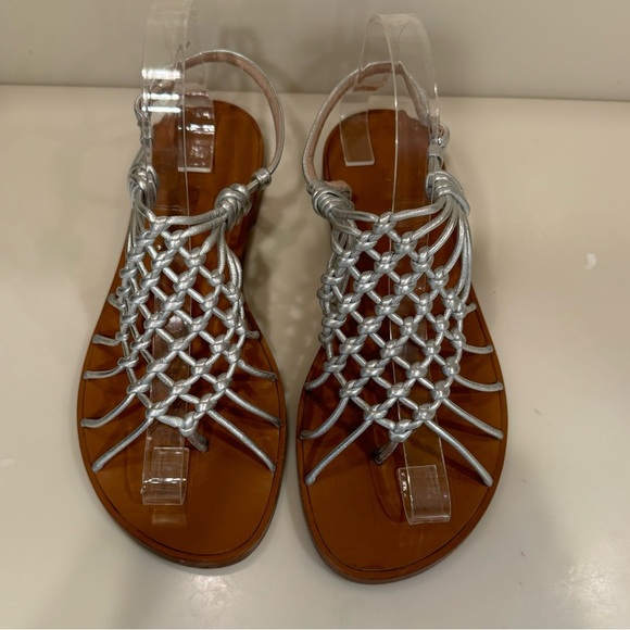 Stuart Weitzman Seaside Silver Metallic Leather Gladiator Sandals Size 8.5 - Picture 3 of 14